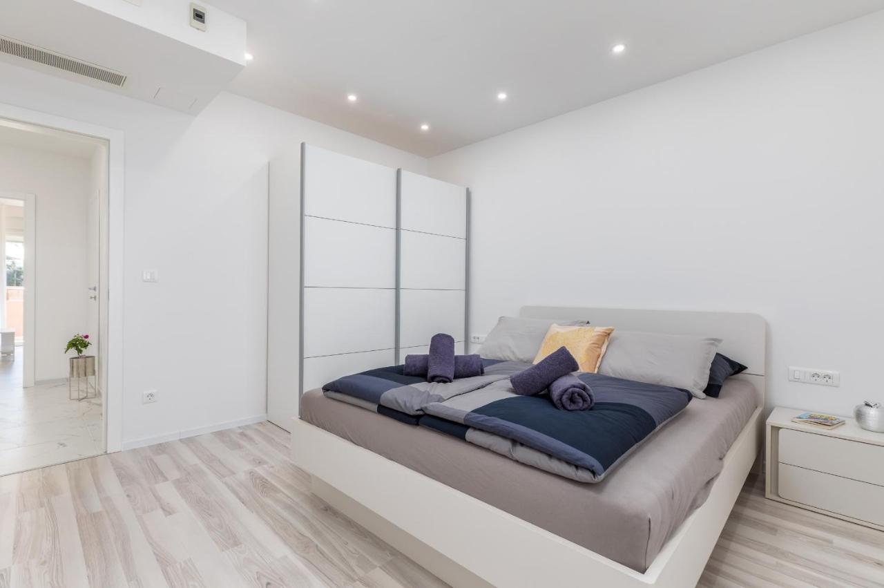 Apartman Knezevic A Fažana Extérieur photo