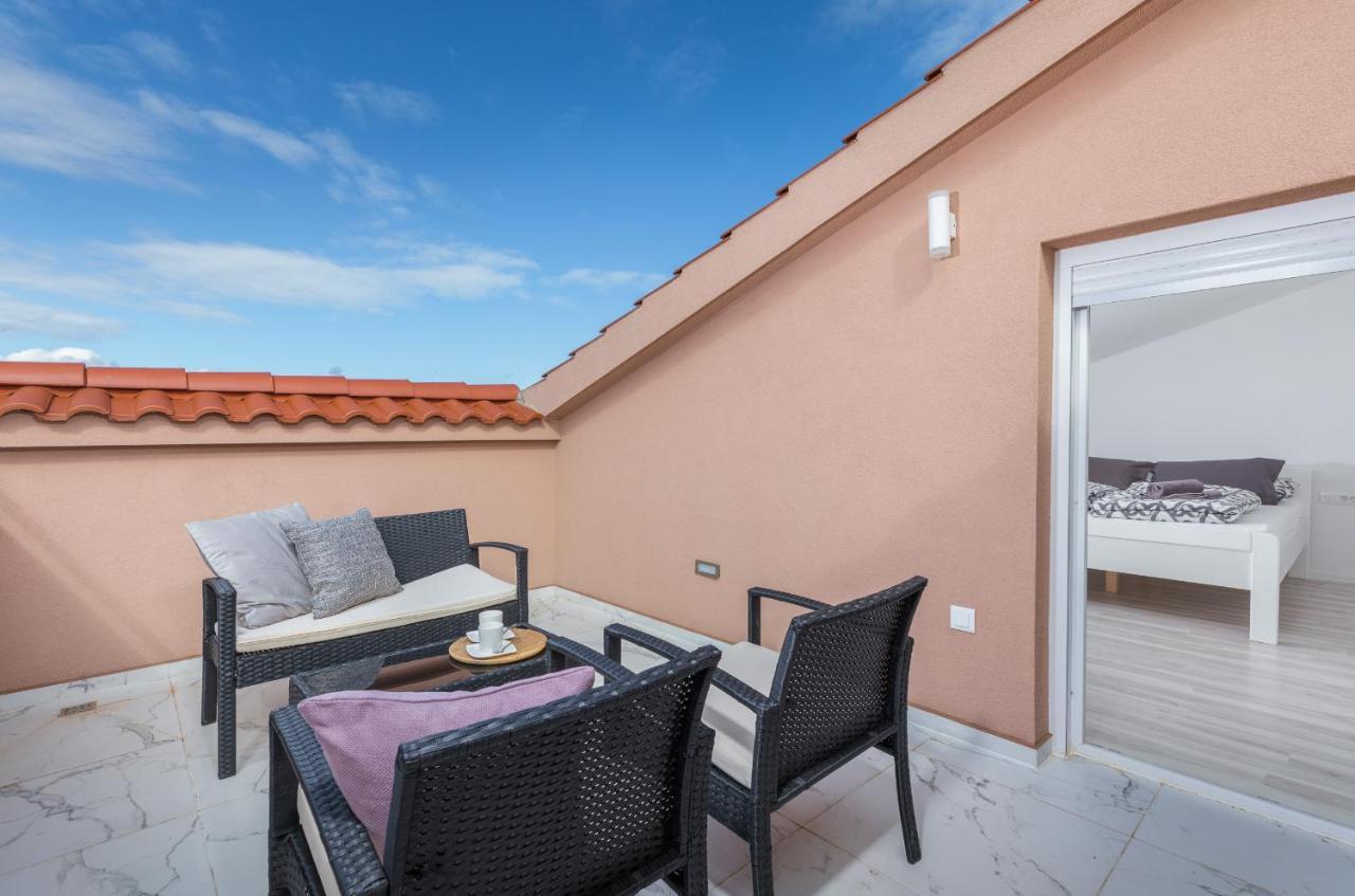 Apartman Knezevic A Fažana Extérieur photo