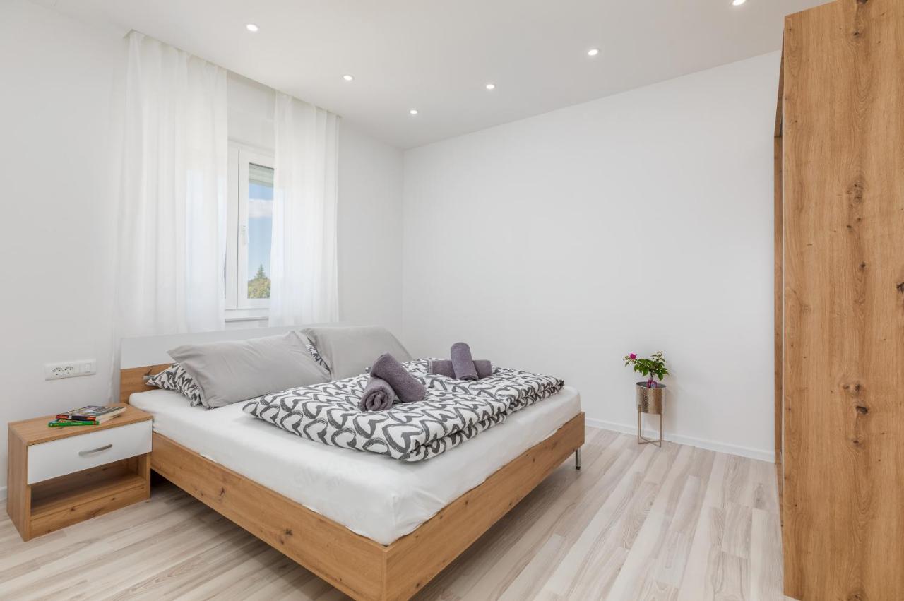 Apartman Knezevic A Fažana Extérieur photo